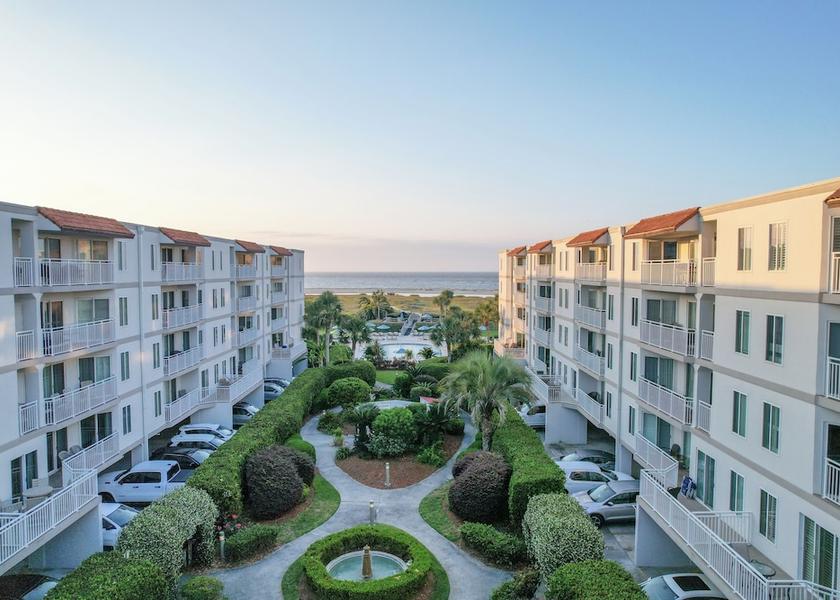 Georgia St. Simons Island Courtyard