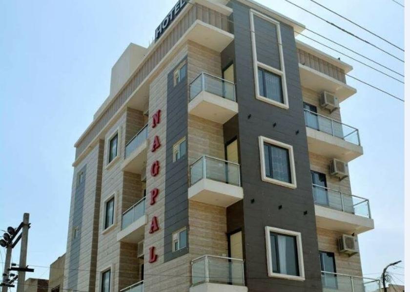 Rajasthan Suratgarh Hotel Exterior