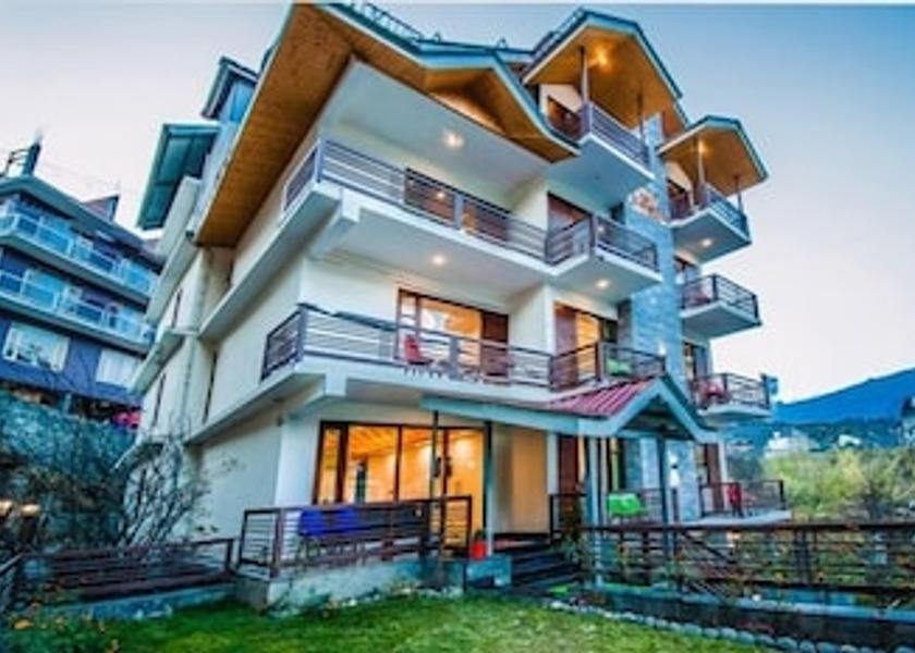 Himachal Pradesh Manali Front of property