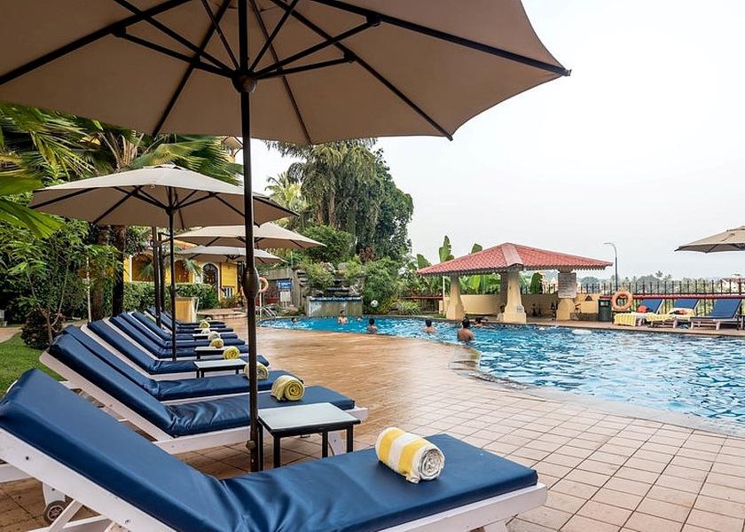 Goa Candolim Pool