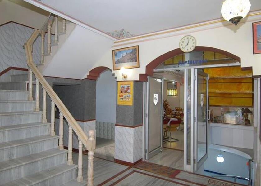 Rajasthan Bikaner main lobby