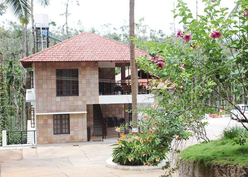 Karnataka Sakleshpur wstrui