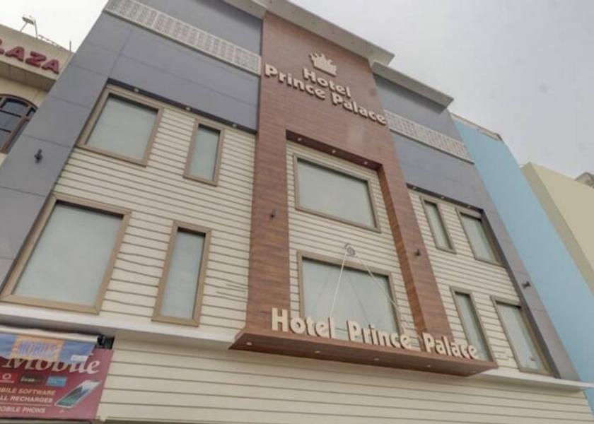 Punjab Patiala Hotel Exterior