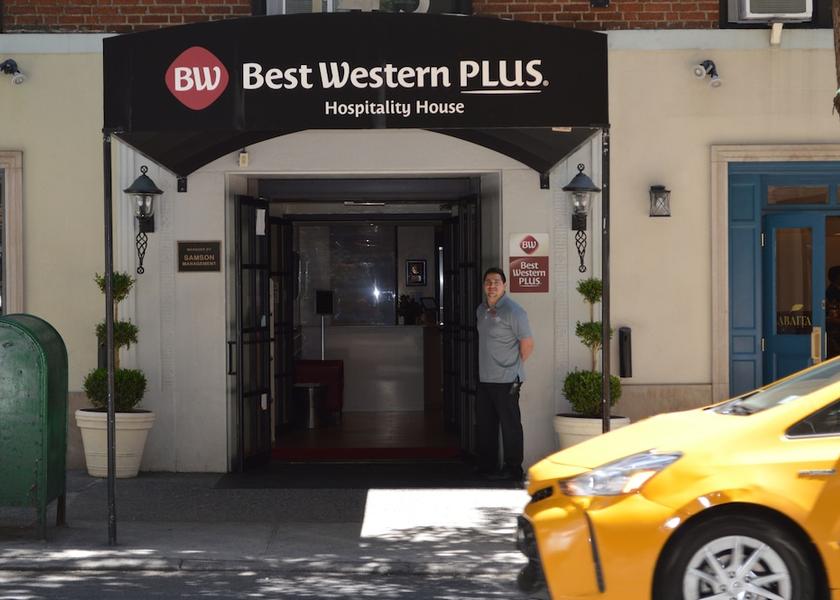 New York New York Facade