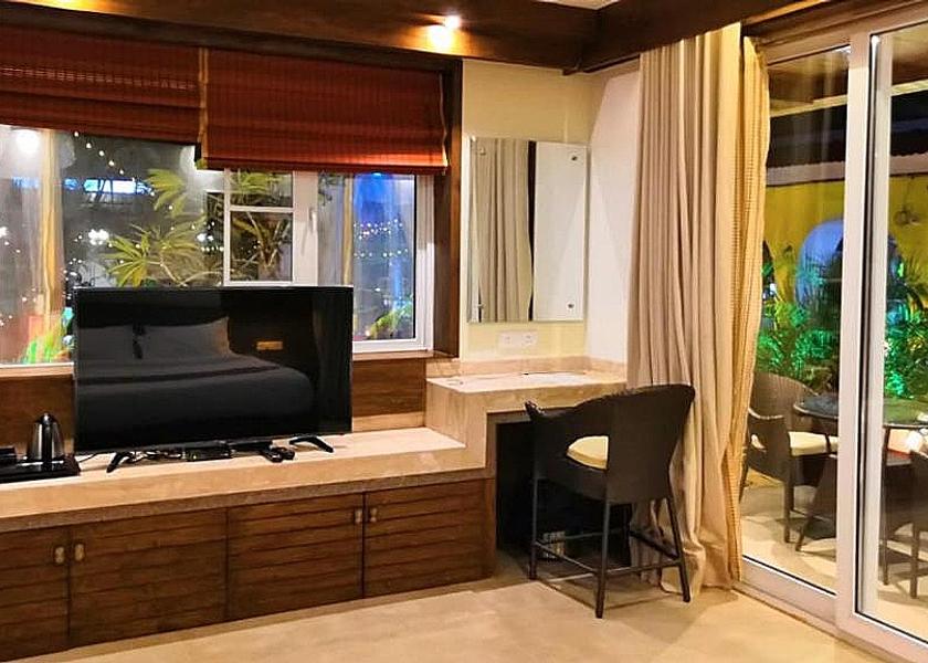 Goa Candolim Super Deluxe Room