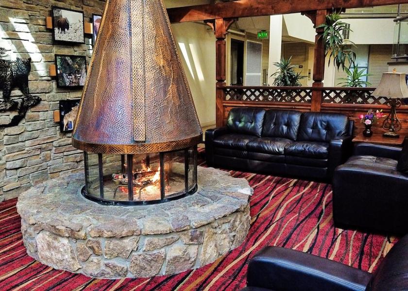 Colorado Avon Lobby