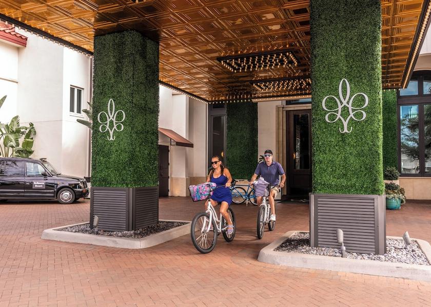 Florida Naples Facade