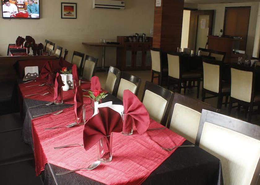 Maharashtra Nashik Food & Dining