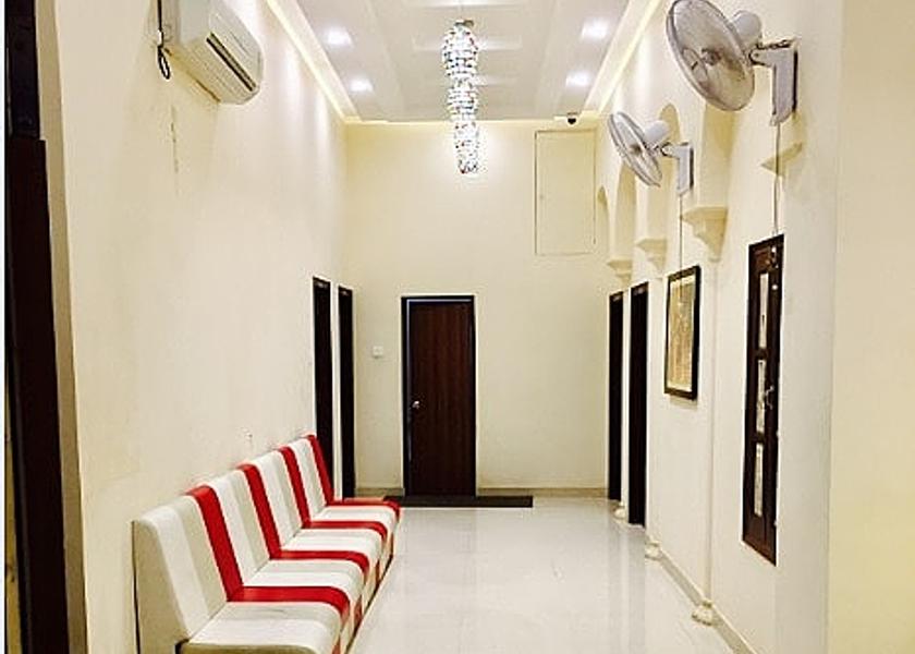 Uttar Pradesh Varanasi Public Areas