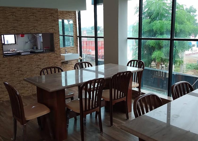 Gujarat Sanand Food & Dining