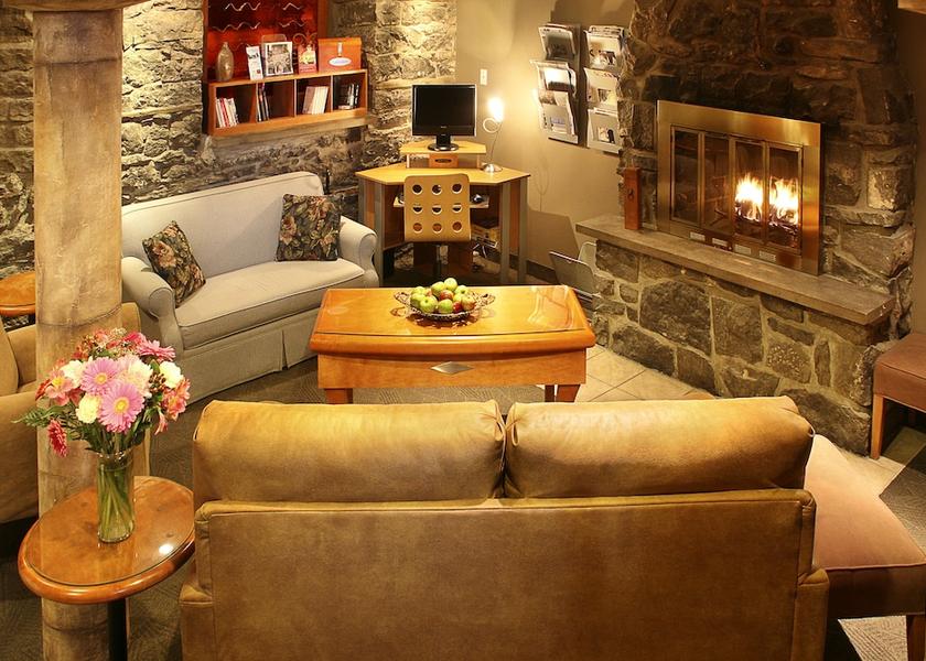 Quebec Montreal Executive Lounge