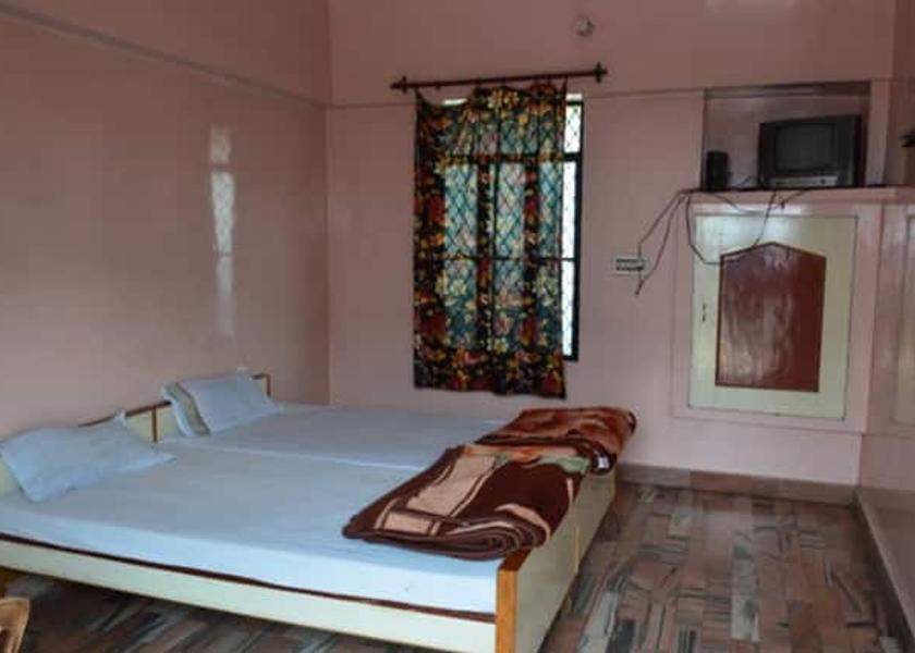 Madhya Pradesh Chhindwara Non AC Room