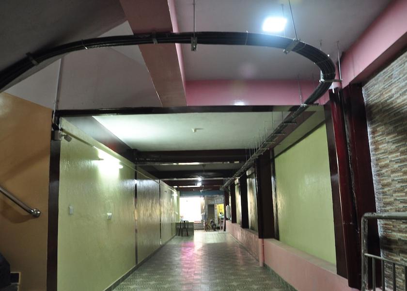 Andhra Pradesh Srikalahasti Lobby
