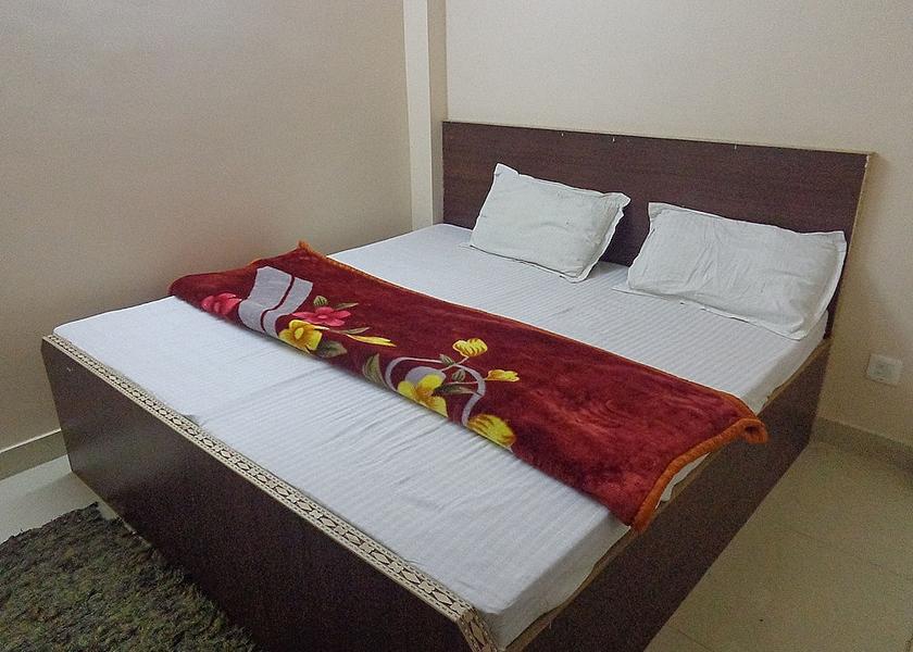 Delhi Delhi Room