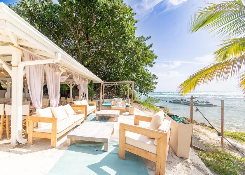  Ste. Anne Beach Bar