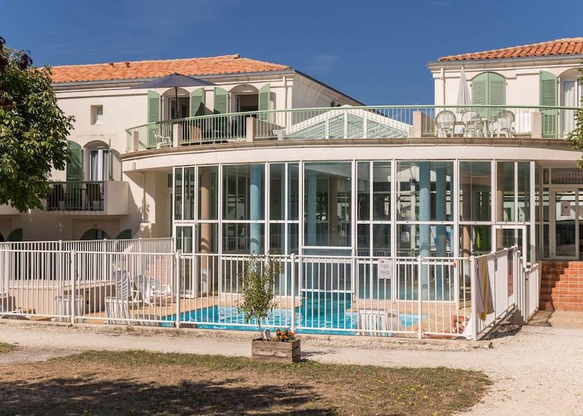 Nouvelle-Aquitaine Saint-Martin-de-Re Pool