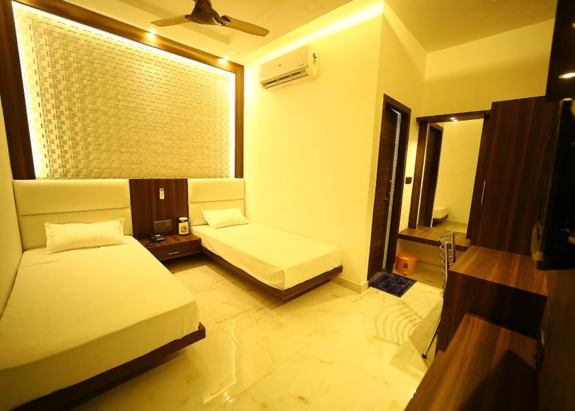 Uttar Pradesh Agra Standard Room with Activa Scooter