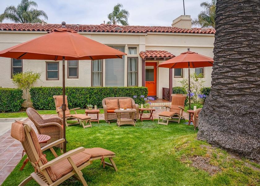 California Santa Barbara Terrace/patio