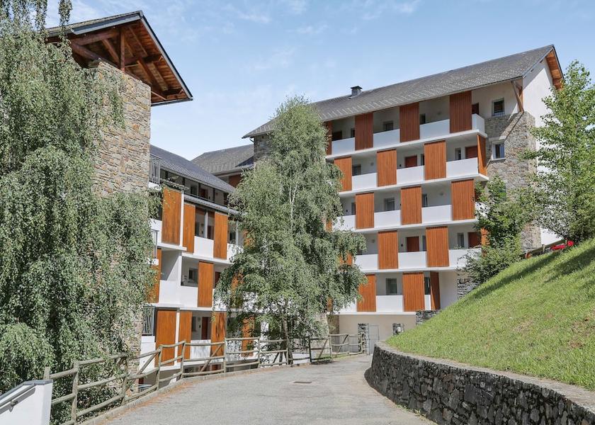 Occitanie Ax-les-Thermes Facade