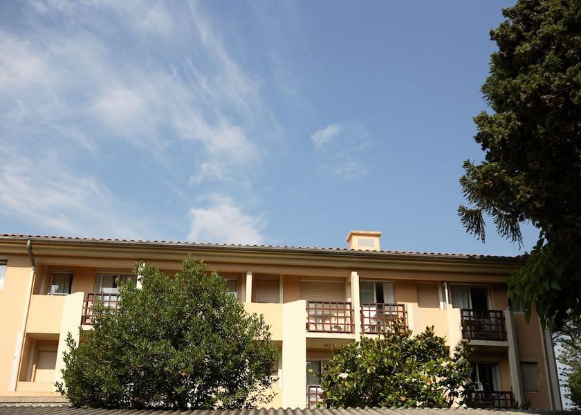 Provence - Alpes - Cote d'Azur Menton Facade
