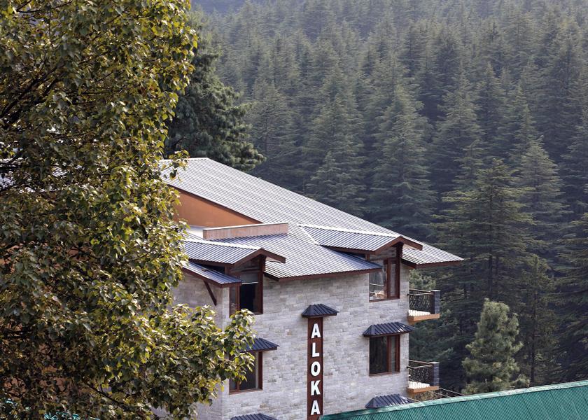 Himachal Pradesh Manali Hotel Exterior