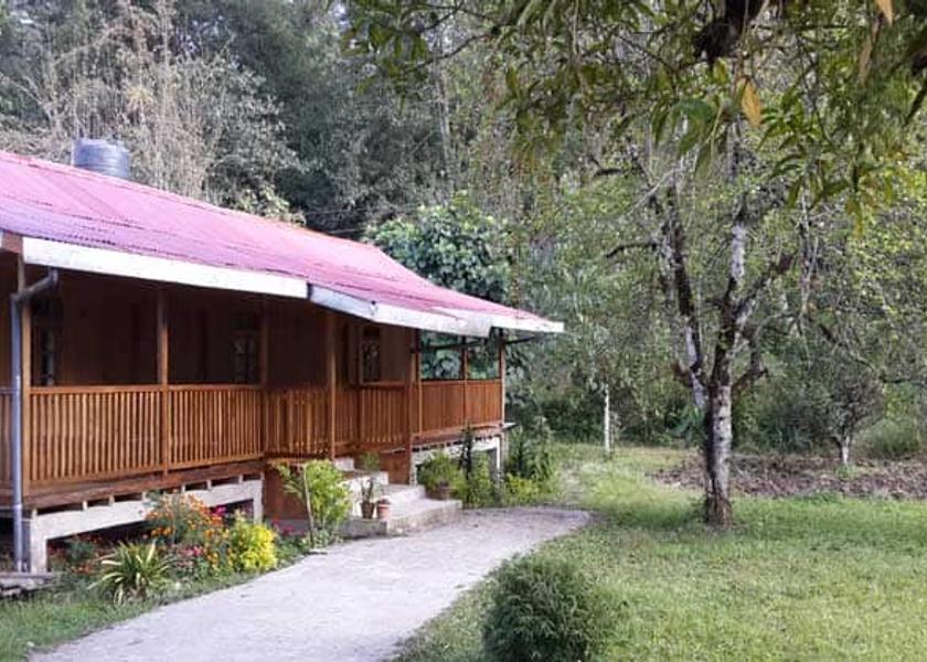 Sikkim Rinchenpong Hotel Exterior