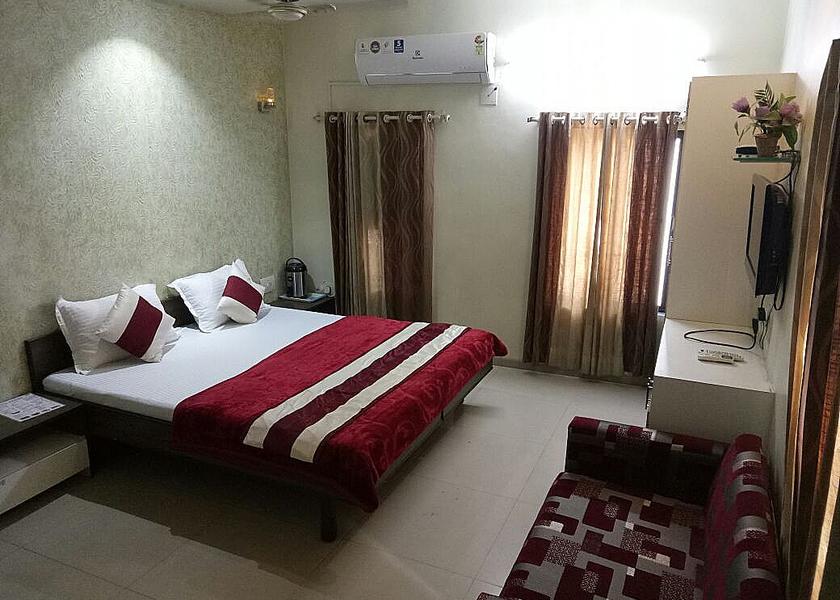 Gujarat Ahmedabad Deluxe AC Room