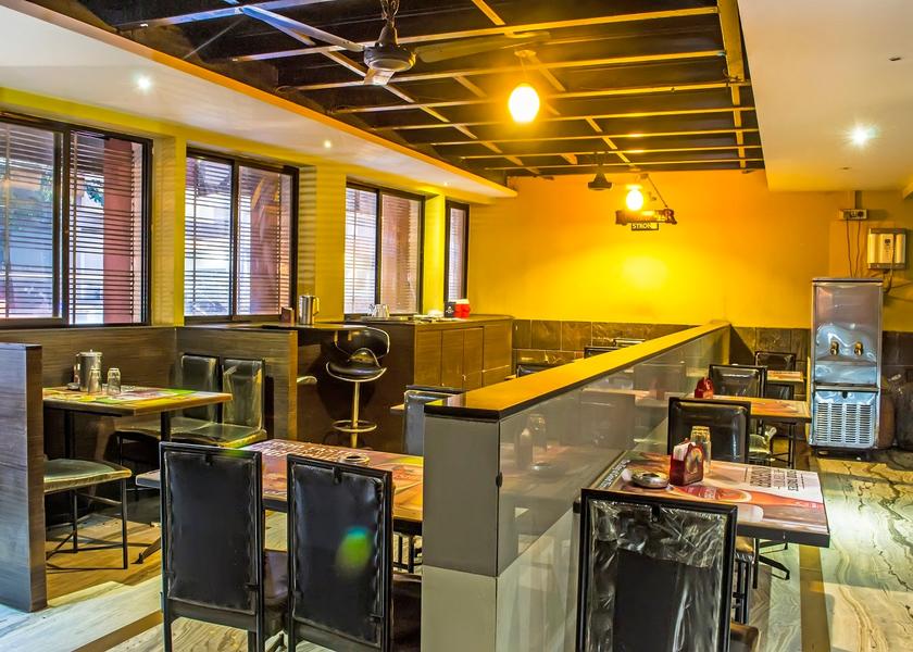 Maharashtra Kolhapur Food & Dining