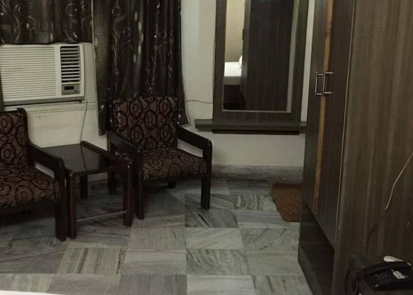 Madhya Pradesh Katni room