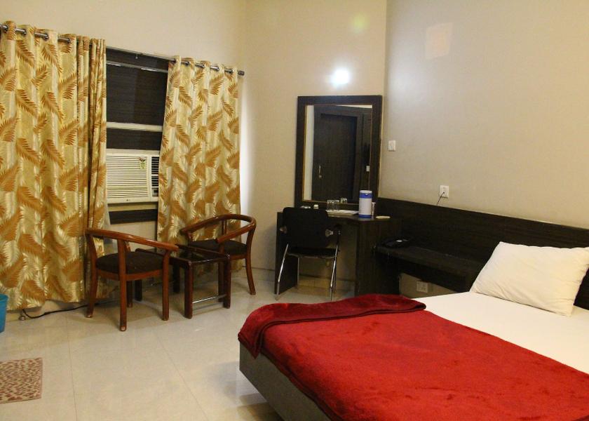 Madhya Pradesh Katni Deluxe Room
