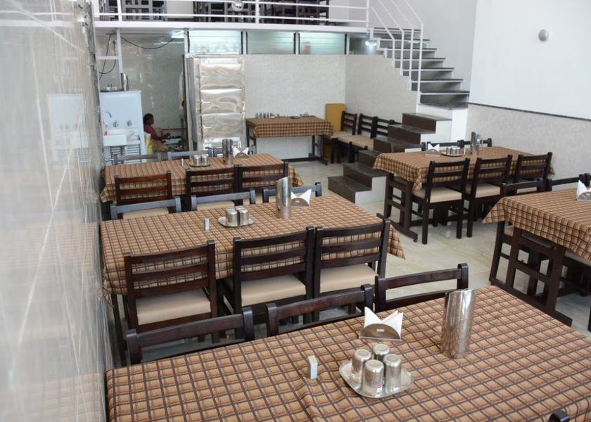 Maharashtra Pandharpur Food & Dining