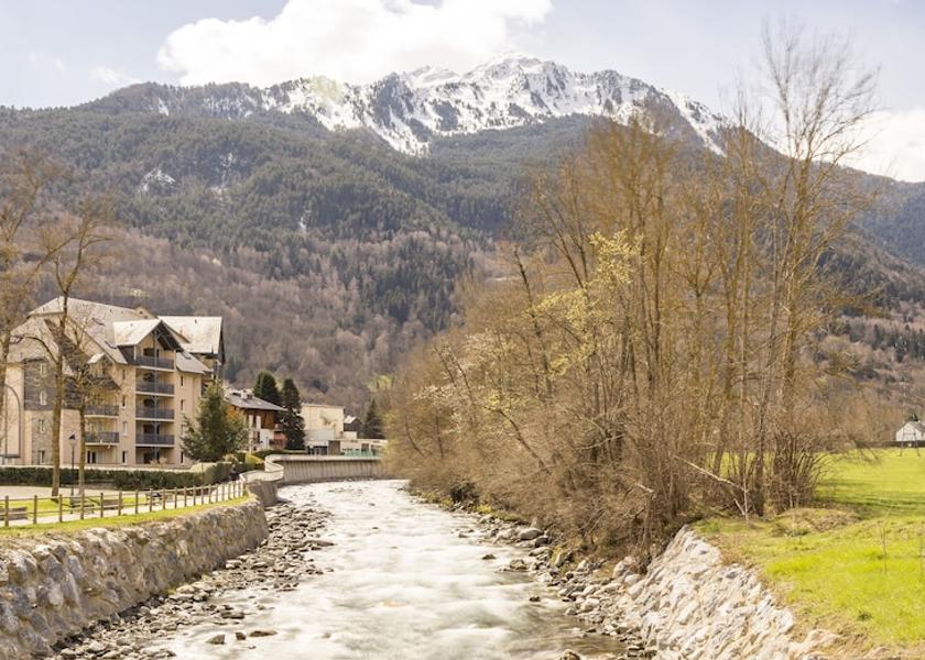 Occitanie Saint-Lary-Soulan Hiking