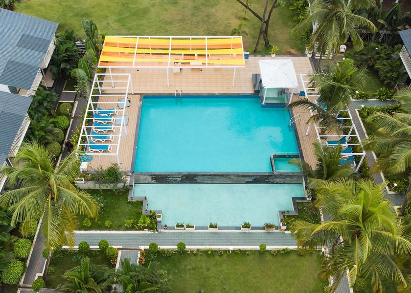 Goa Morjim Pool