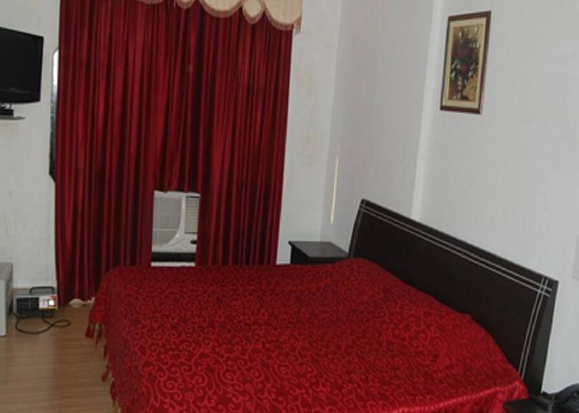 Uttarakhand Kashipur Super Deluxe A/C Room