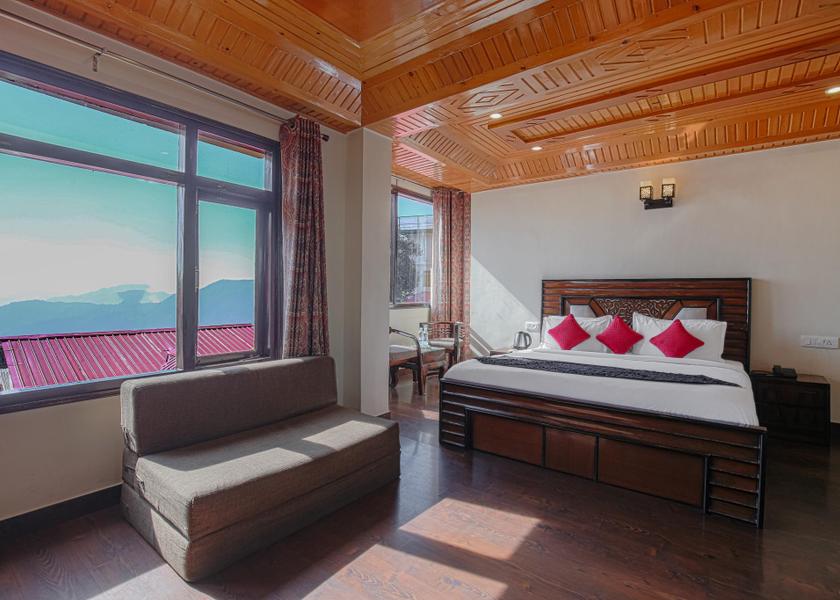 Himachal Pradesh Shimla Deluxe Room