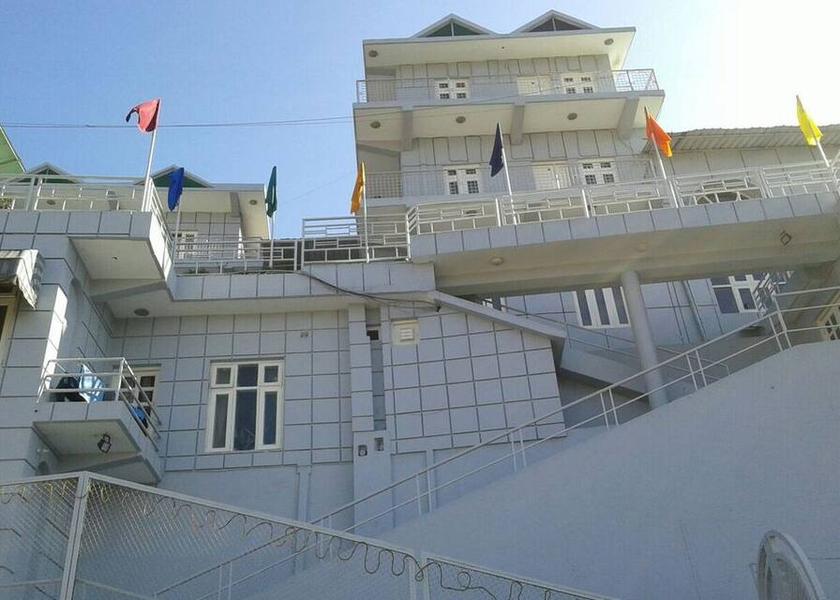 Uttarakhand Chamba Hotel Exterior
