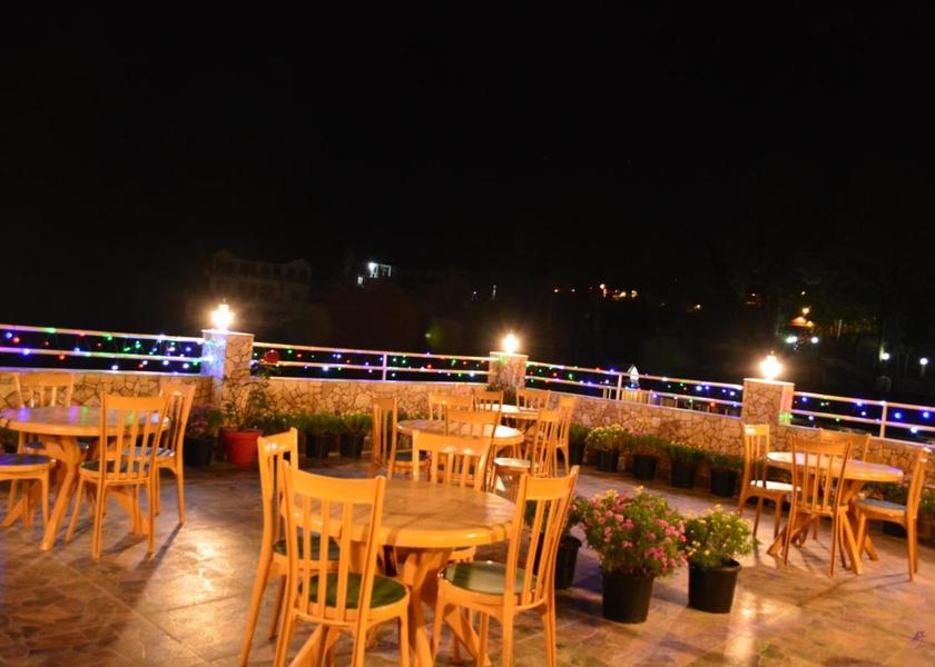 Uttarakhand Mukteshwar Food & Dining