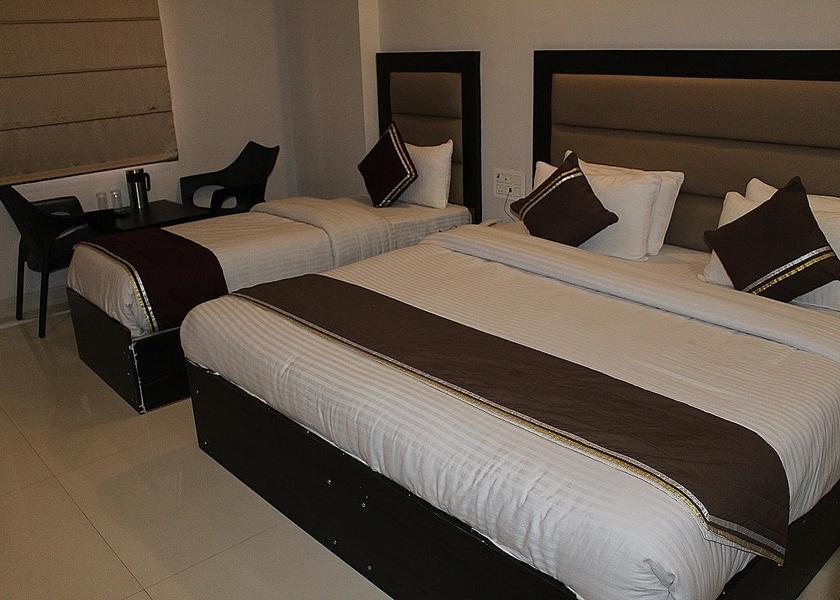 Uttarakhand Haridwar PREMIUM TRIPLE ROOM