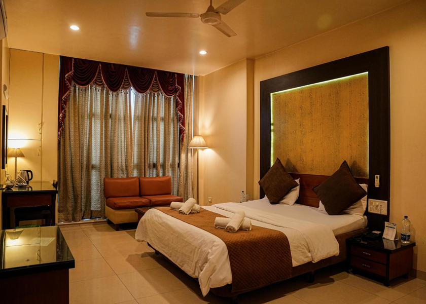Maharashtra Pune Executive
