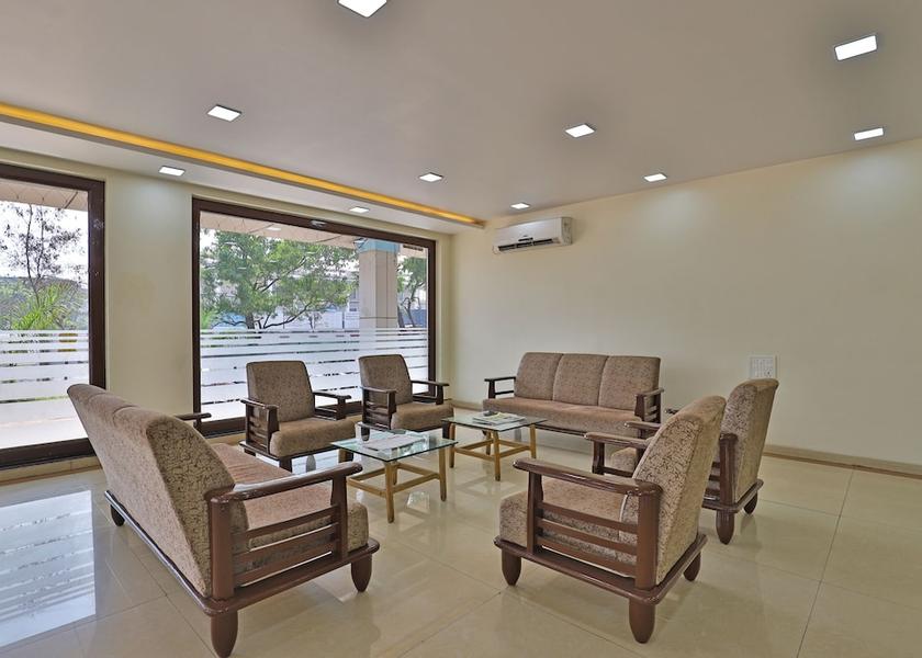 Dadra and Nagar Haveli and Daman and Diu Silvassa Lobby sitting area