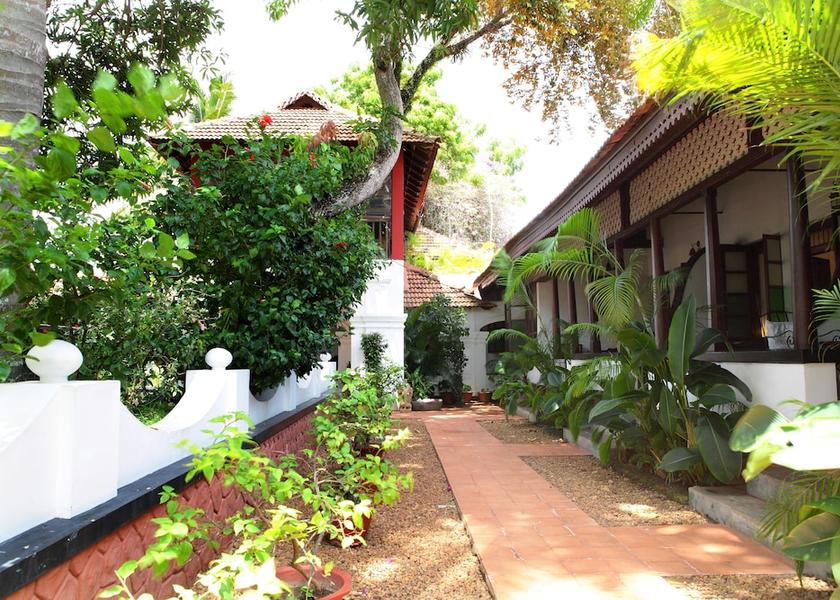 Kerala Alleppey Front of property