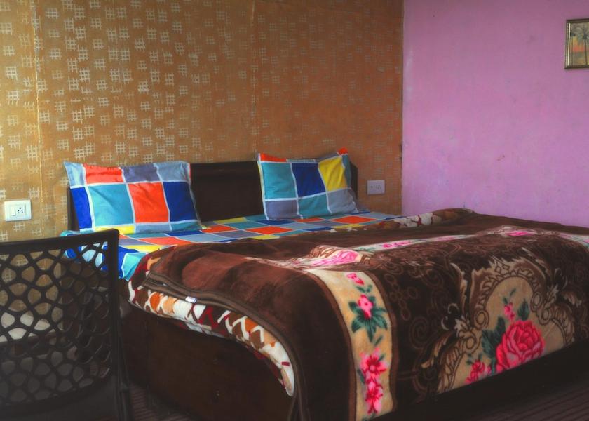 Uttarakhand Dhungali Room
