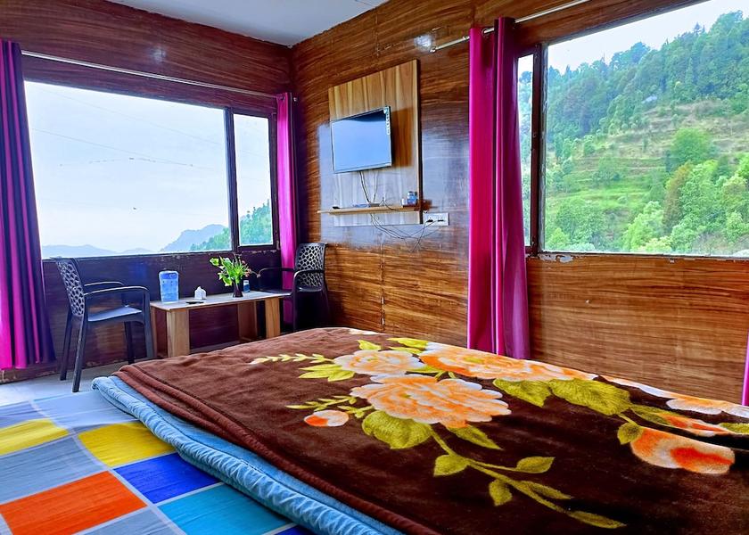 Uttarakhand Dhungali Room