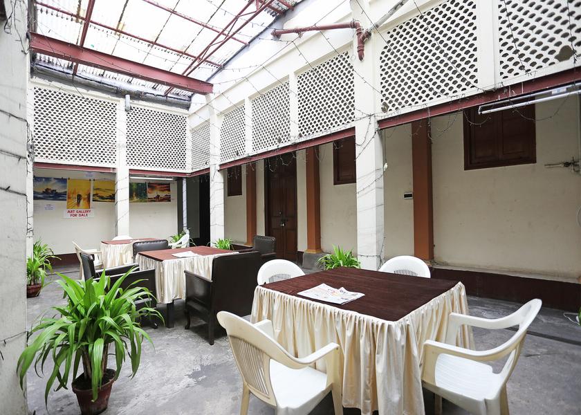 West Bengal Kolkata Food & Dining