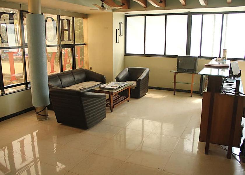 Gujarat Vapi Lobby