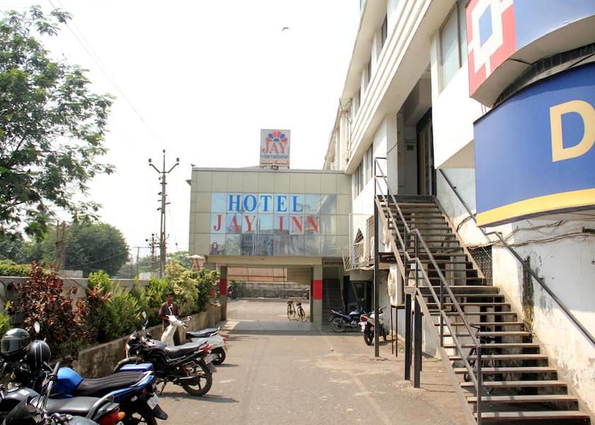 Gujarat Vapi Parking