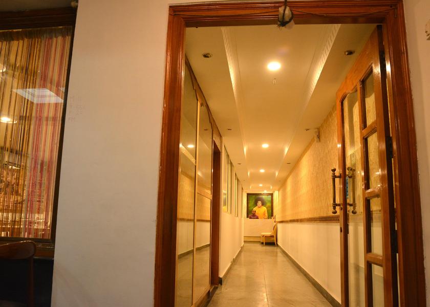 Andhra Pradesh Puttaparthi Public Areas