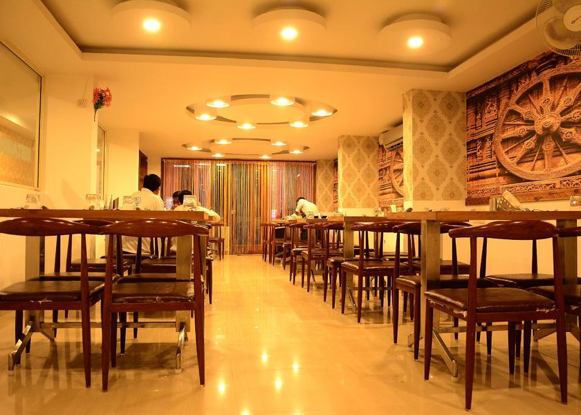 Andhra Pradesh Puttaparthi Food & Dining