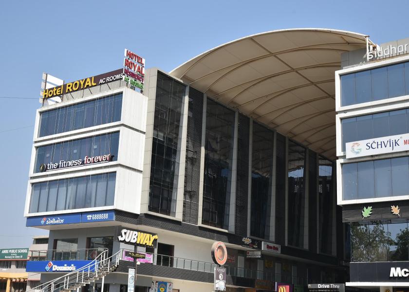 Gujarat Vadodara Hotel Exterior