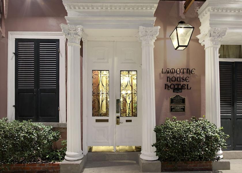 Louisiana New Orleans Property entrance